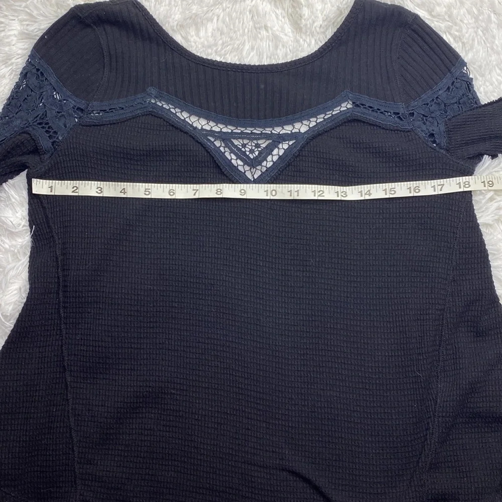 Free People‎ Lace Oversized Black Waffle Knit Thermal